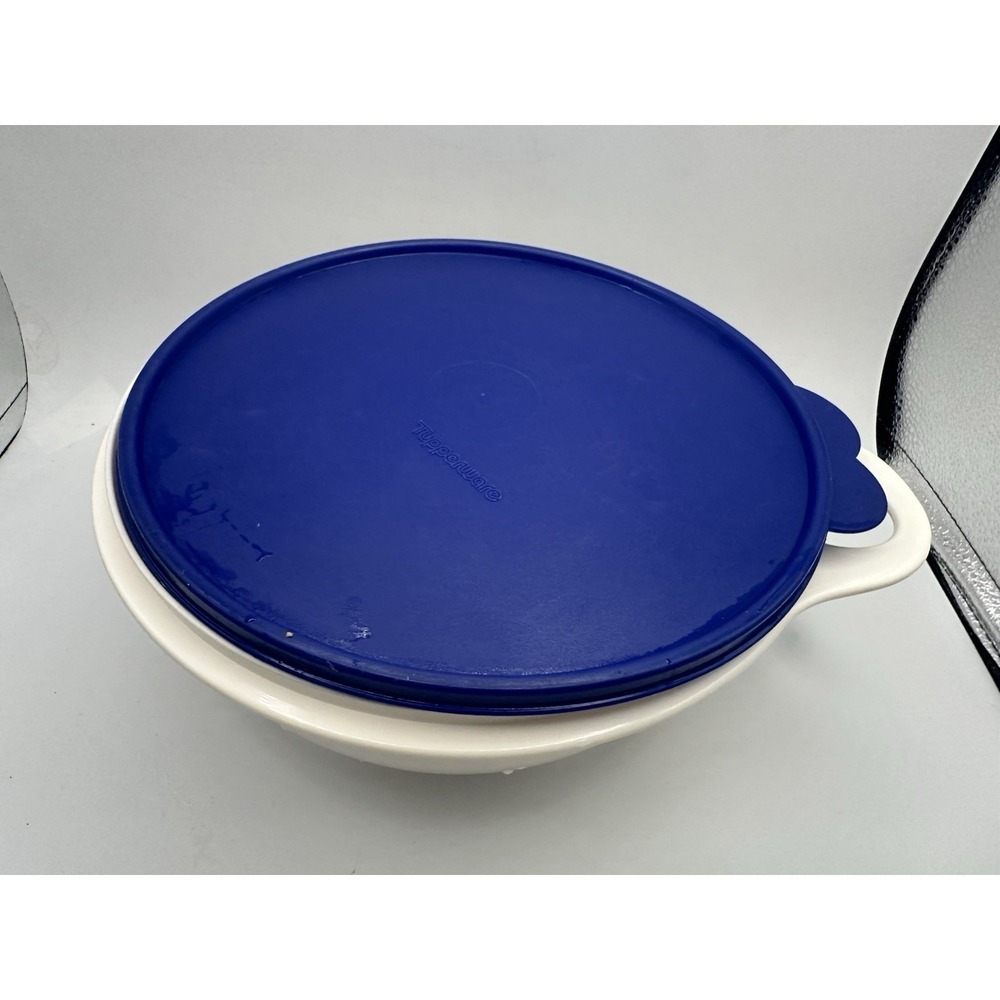 Tupperware Thatsa Bowl 12 Cup Mix & Store 2677 White Bowl w/ Blue Lid
